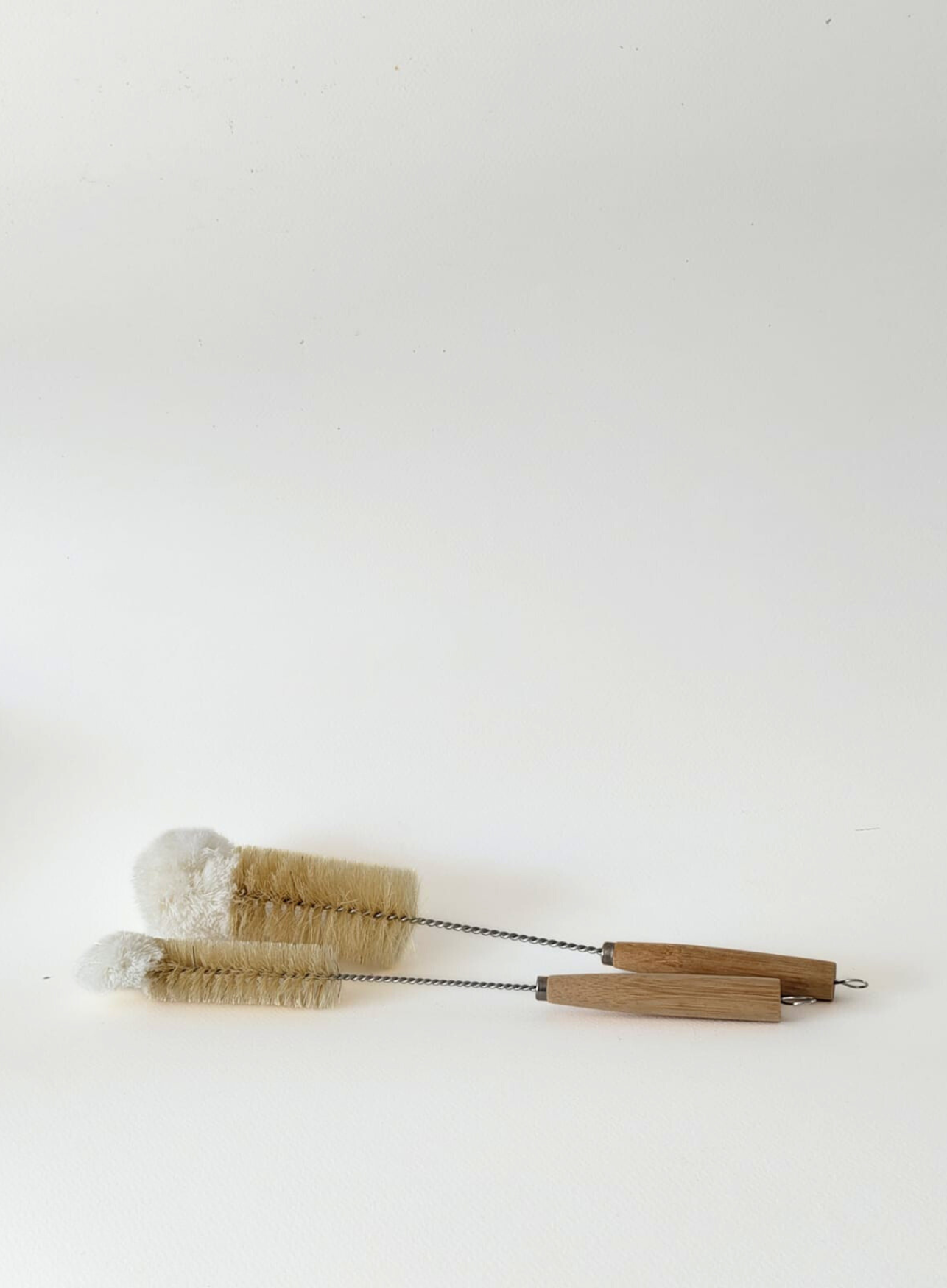Lot de 2 Brosse à Bouteille en Bambou et Sisal