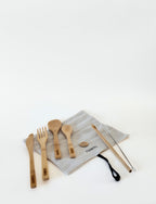 Set de 4 Couverts en Bambou avec Pochette