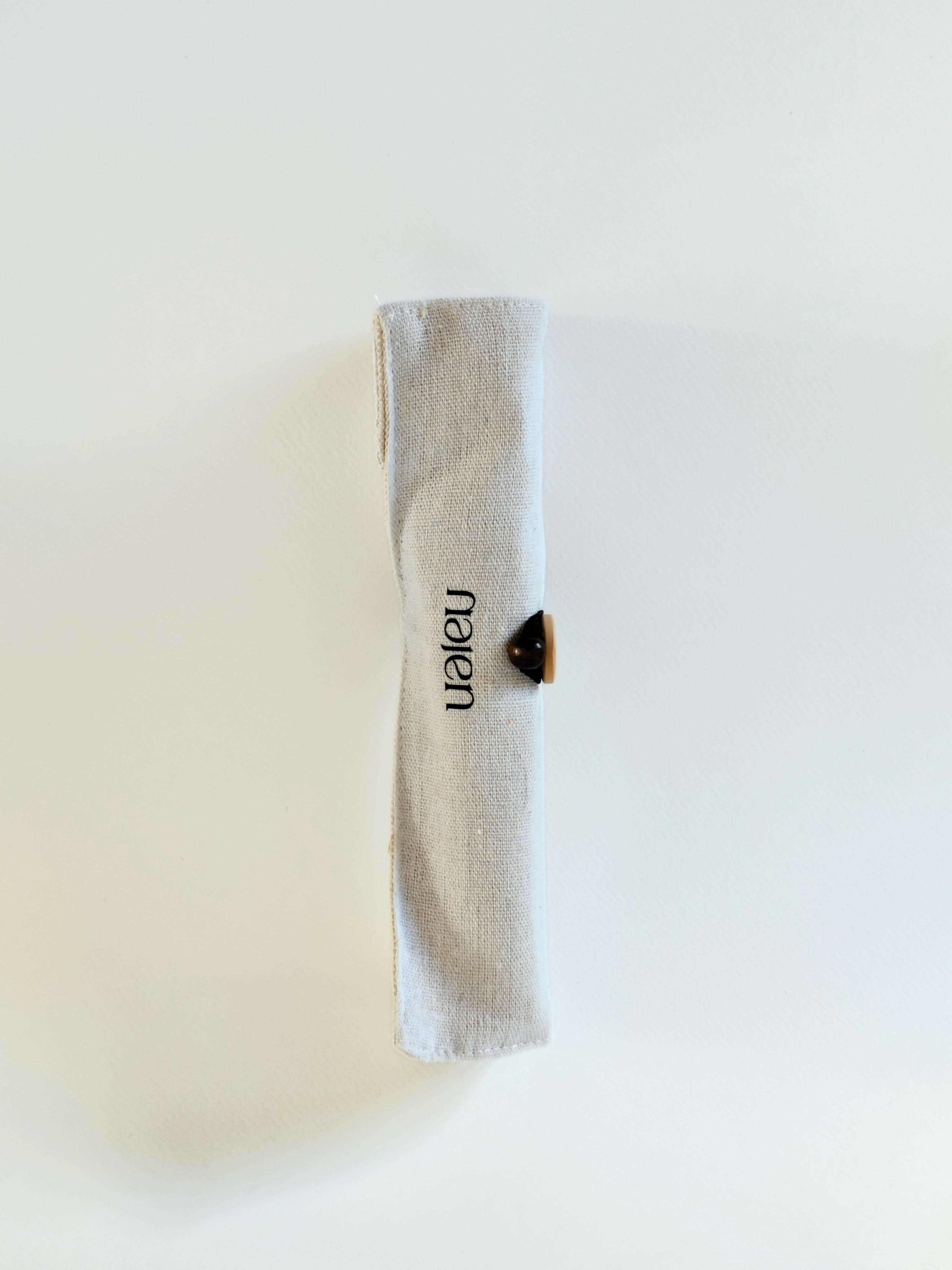 Set de 4 Couverts en Bambou avec Pochette