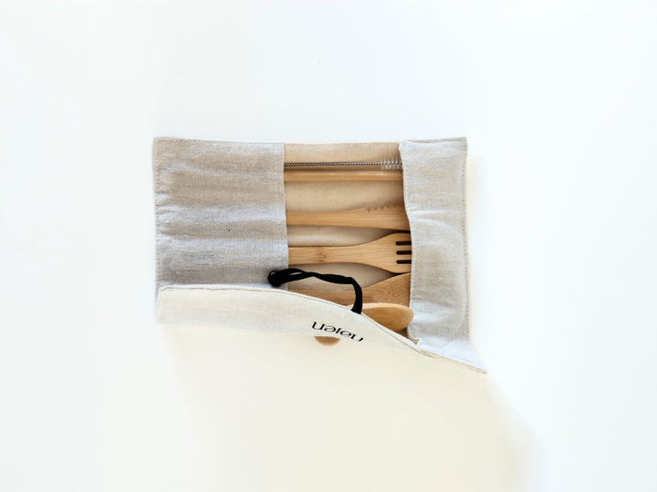Translation missing: fr.Set de 4 Couverts en Bambou avec Pochette