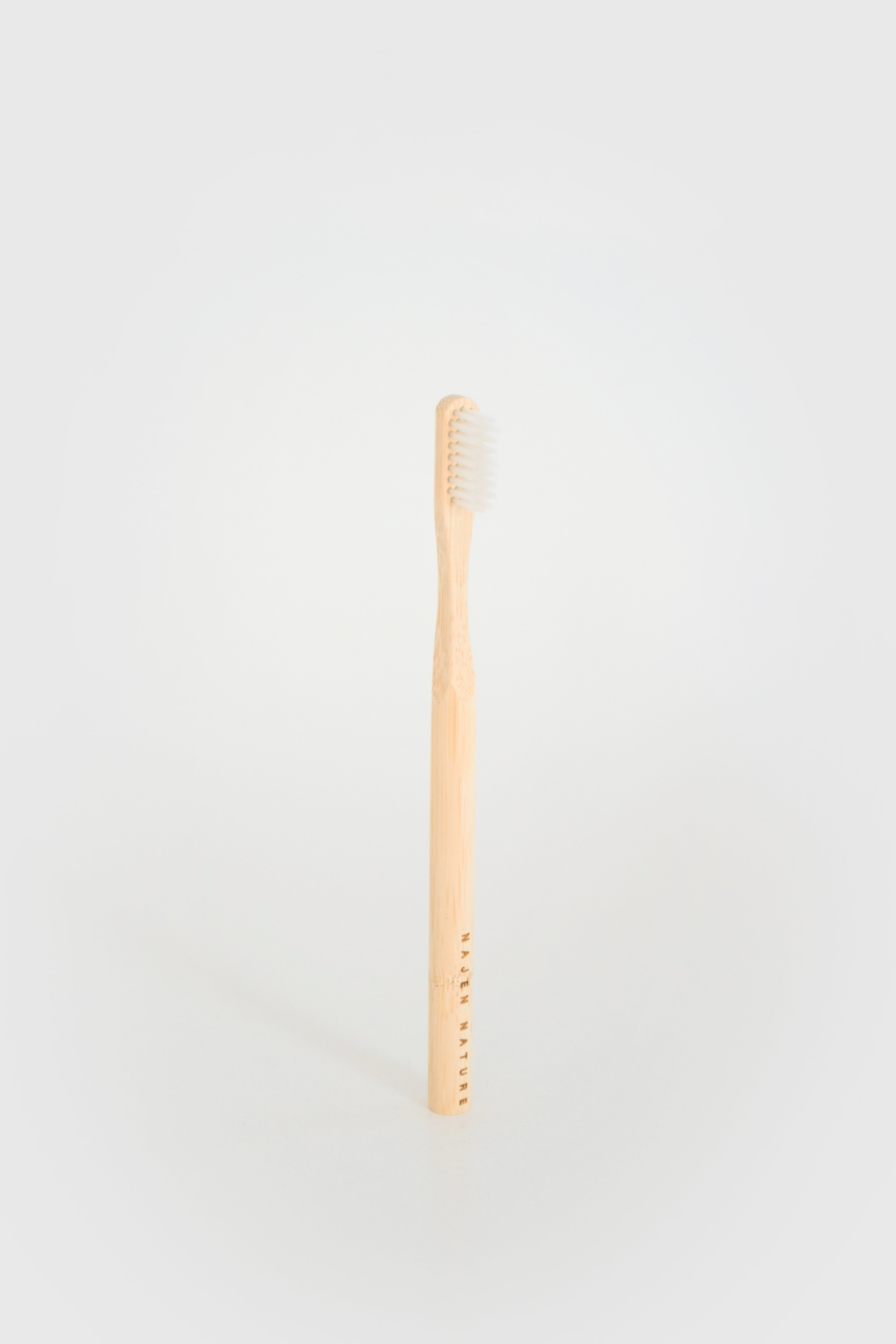 Brosse à dents en bois à l'unité, 4 coloris au choix