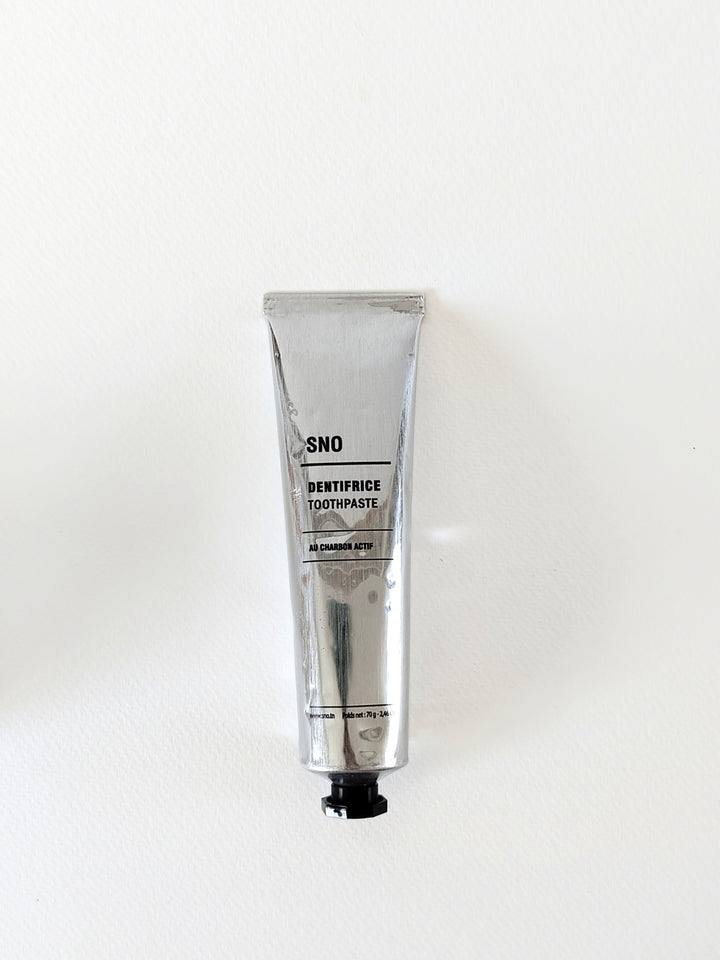 Translation missing: fr.Gel Dentifrice au Charbon Actif – SNO – 70 ml