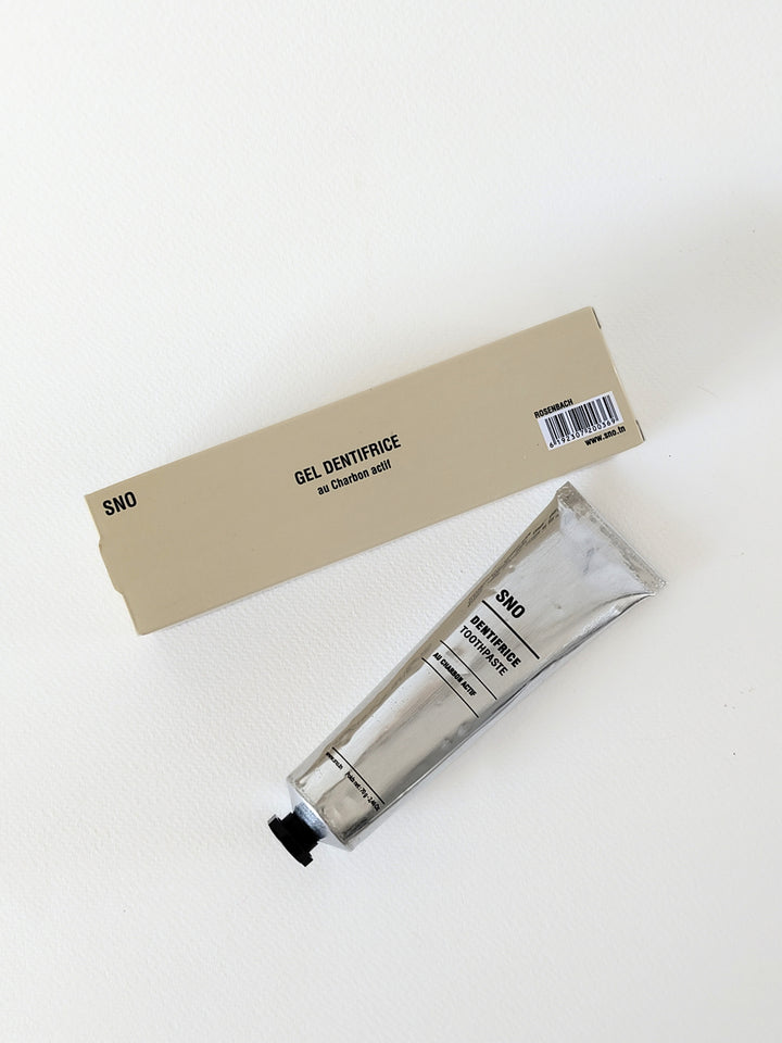 Translation missing: fr.Gel Dentifrice au Charbon Actif – SNO – 70 ml