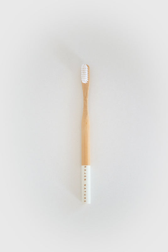 Translation missing: fr.Brosse à dents en bambou à l'unité, 4 coloris au choix