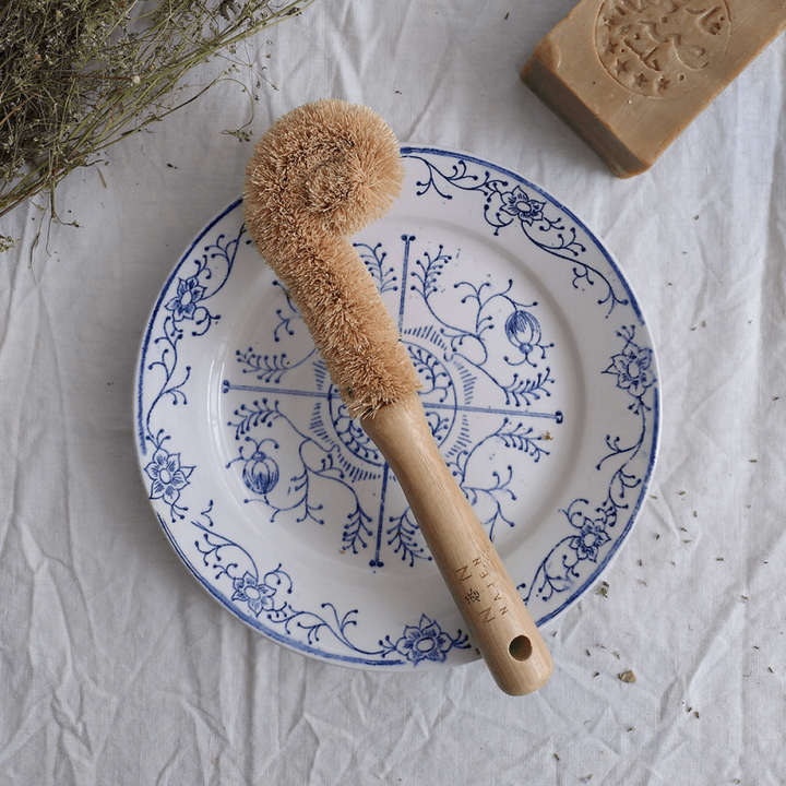 Translation missing: ar.Brosse à vaisselle en bois et noix de coco