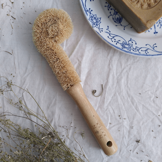 Translation missing: fr.Brosse à vaisselle en bois et noix de coco
